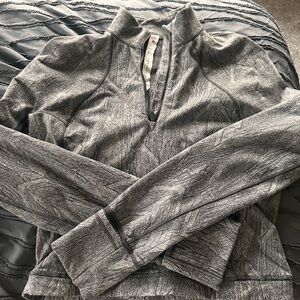 Lululemon Athletica Textured Gray Quarter-Zip Pullover